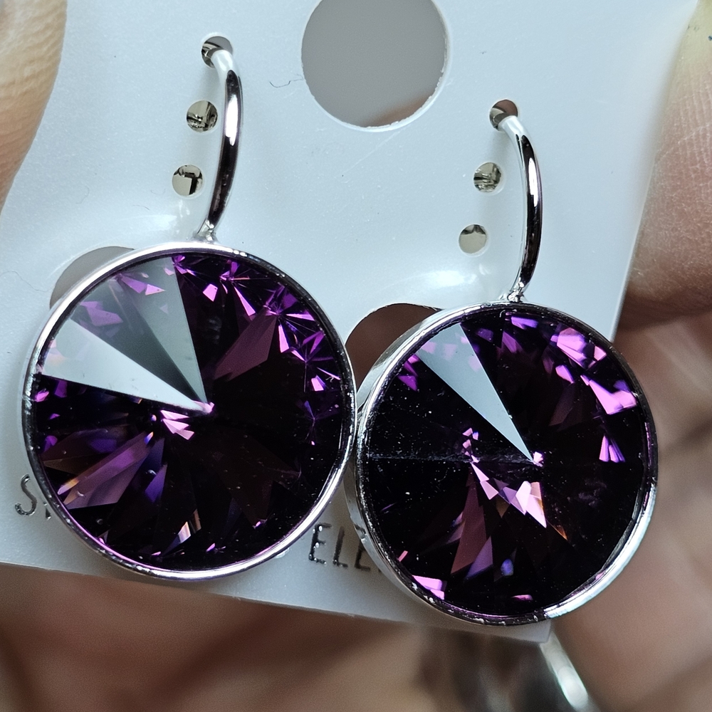 NEW! Made W SWAROVSKI  ELEMENT CRYSTALS Purple Earrings. Leverback‎ 15mm Round